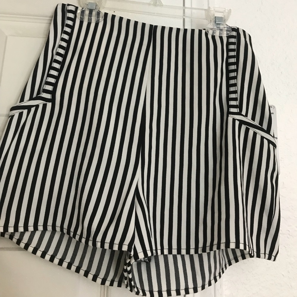 flowy stripe shorts